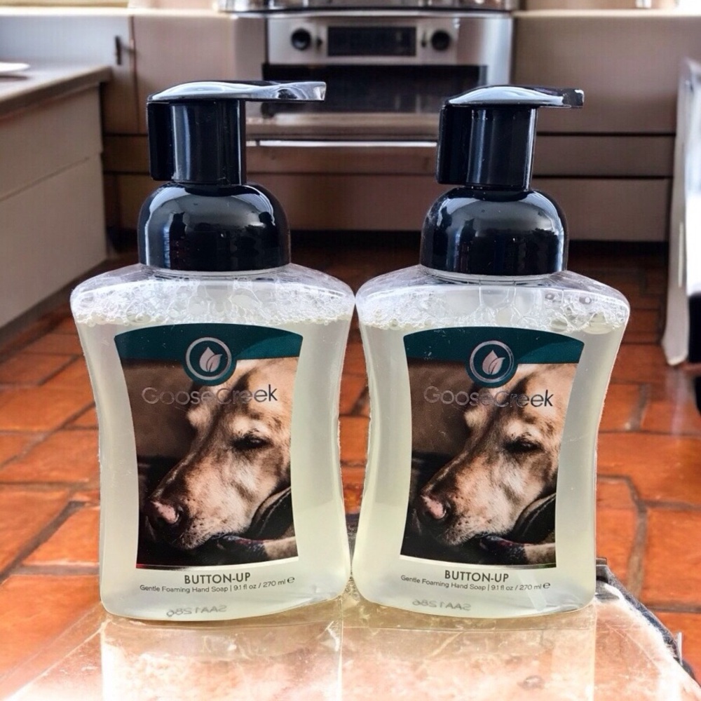 🆕(MENS) Button Up Foaming Hand Soap pH Balanced